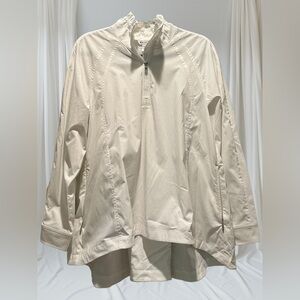 Athleta advantage poplin top. Jacket. White. Golf rain jacket.